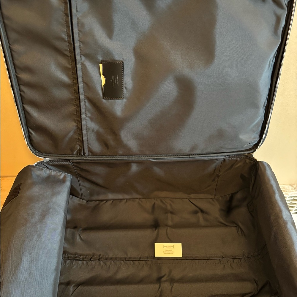 Authentic Louis Vuitton pegase 55 leather carry on suitcase - Picture 8 of 10